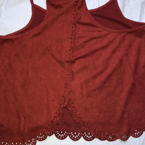 RUE 21 Festival tank top - Picture 3 of 4